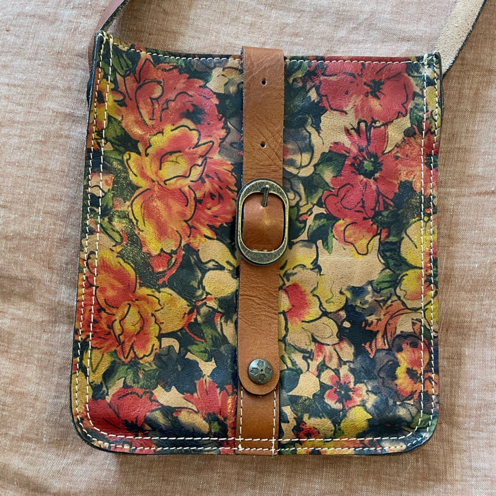 Patricia Nash Italian Leather Bag- Venezia cross body in Spring Multi Floral